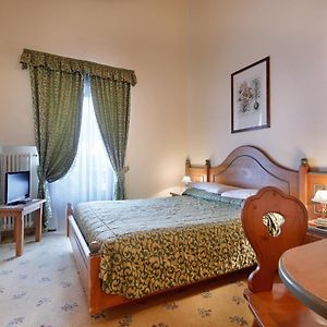 Large King Room